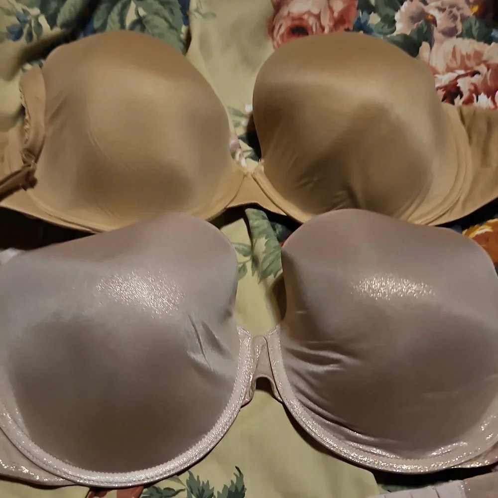 Victoria's secret bundle of two bras 36 DD - Picture 6 of 12